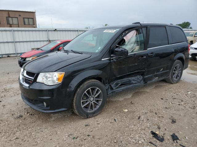 DODGE GRAND CARA 2017 with VIN 2C4RDGCG5HR863617 - Photo from auction