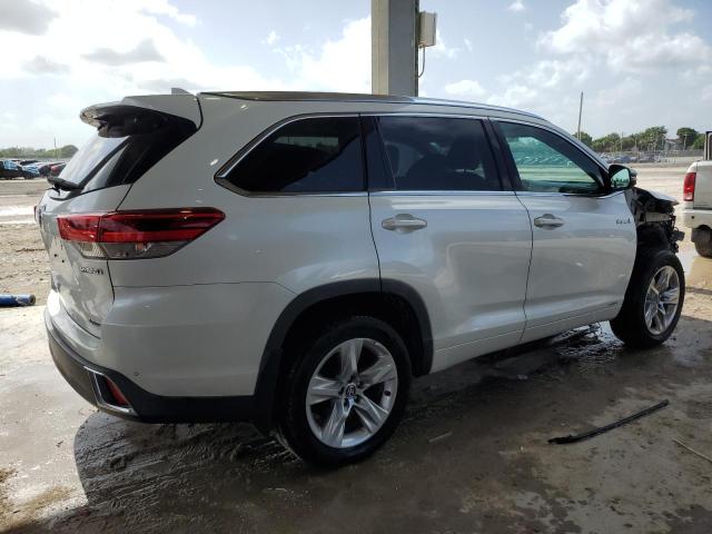 Photo 3 from auction – 2019 TOYOTA HIGHLANDER with VIN 5TDDGRFH5KS070947