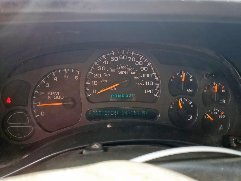 Photo 9 from auction – 2004 CHEVROLET SILVERADO with VIN 2GCEC19T041148448