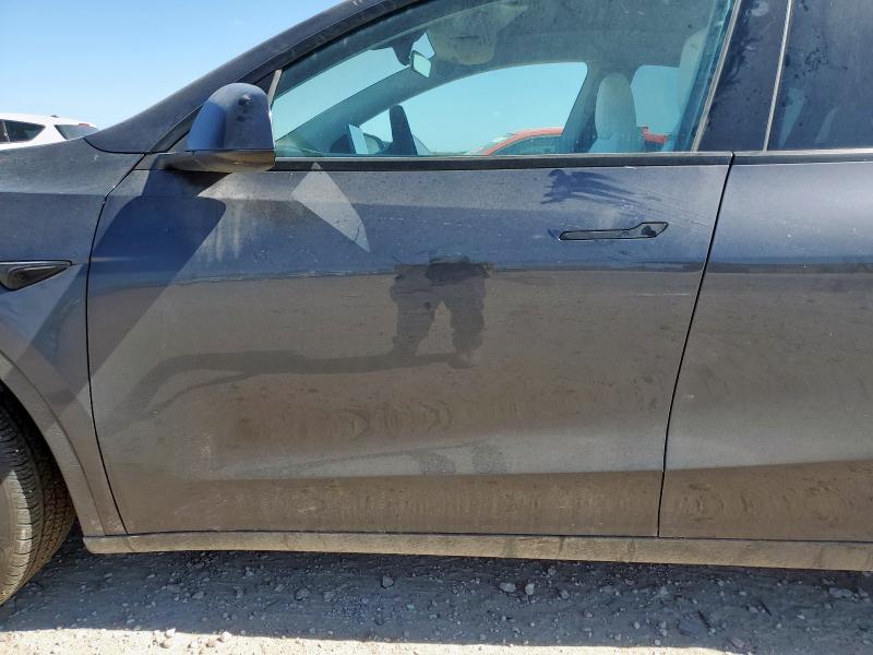 Photo 7 from auction – 2024 TESLA MODEL Y with VIN 7SAYGDED2RF107926