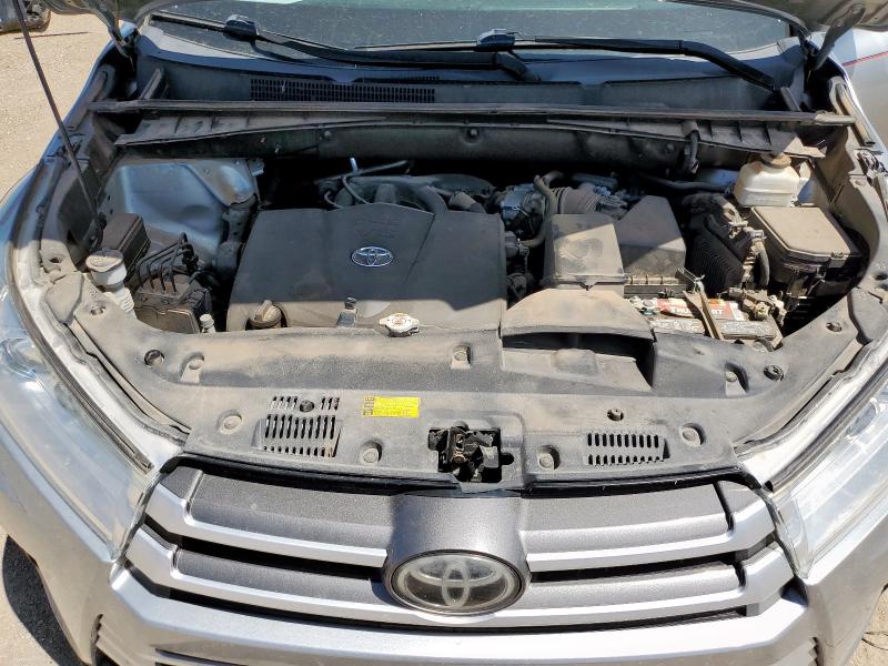 Photo 12 from auction – 2019 TOYOTA HIGHLANDER with VIN 5TDZZRFH3KS323800