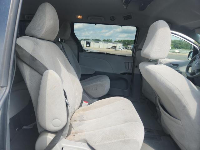 Photo 11 from auction – 2013 TOYOTA SIENNA LE with VIN 5TDKK3DC3DS371049