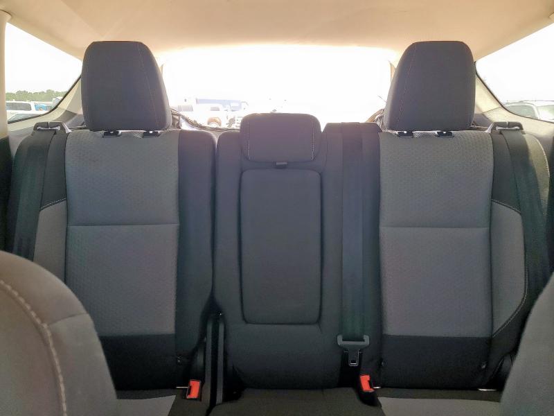 Photo 10 from auction – 2017 FORD ESCAPE SE with VIN 1FMCU9GD5HUB08709