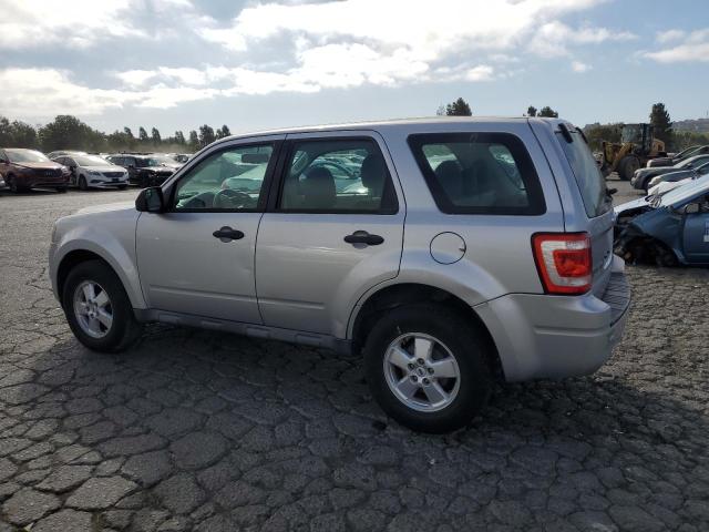 Photo 2 from auction – 2010 FORD ESCAPE XLS with VIN 1FMCU0C75AKA87132