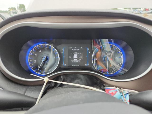 Photo 9 from auction – 2017 CHRYSLER PACIFICA TOURING with VIN 2C4RC1DG8HR577890