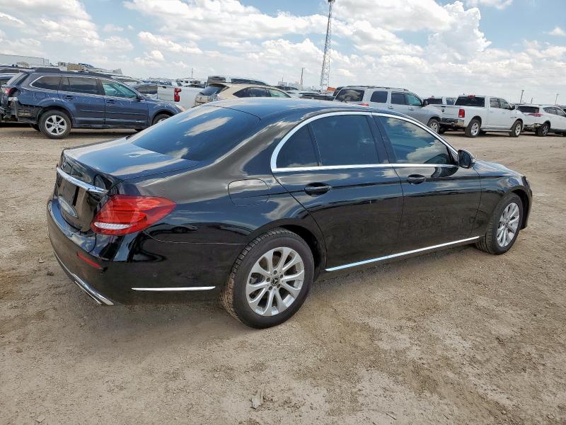 Photo 3 from auction – 2018 MERCEDES-BENZ E 300 with VIN WDDZF4JB7JA319085