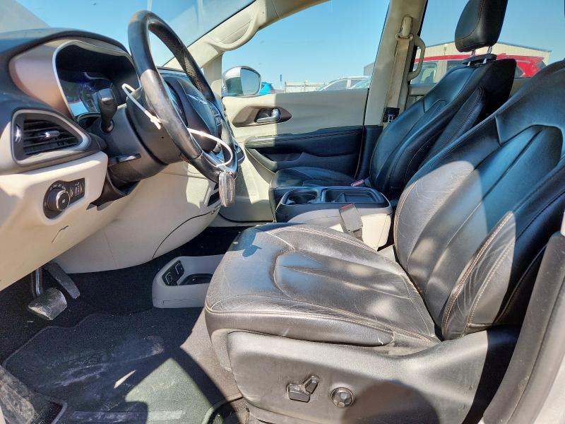 Photo 7 from auction – 2017 CHRYSLER PACIFICA T with VIN 2C4RC1BG0HR569236