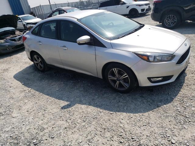 Photo 4 from auction – 2016 FORD FOCUS SE with VIN 1FADP3FE8GL353103