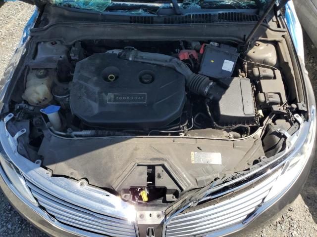 Zdjęcie 11 z aukcji – 2015 LINCOLN MKZ z VIN 3LN6L2G97FR600441