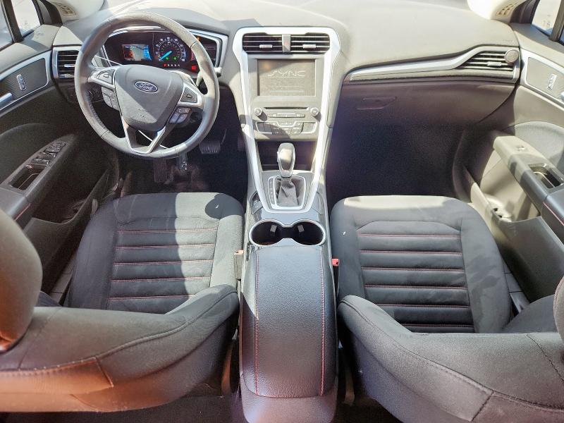 Photo 8 from auction – 2016 FORD FUSION SE with VIN 3FA6P0HD2GR288097