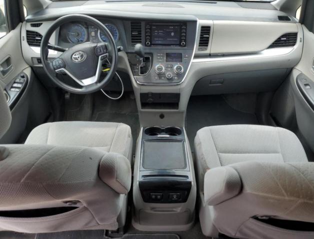 Photo 8 from auction – 2018 TOYOTA SIENNA LE with VIN 5TDKZ3DC2JS956731
