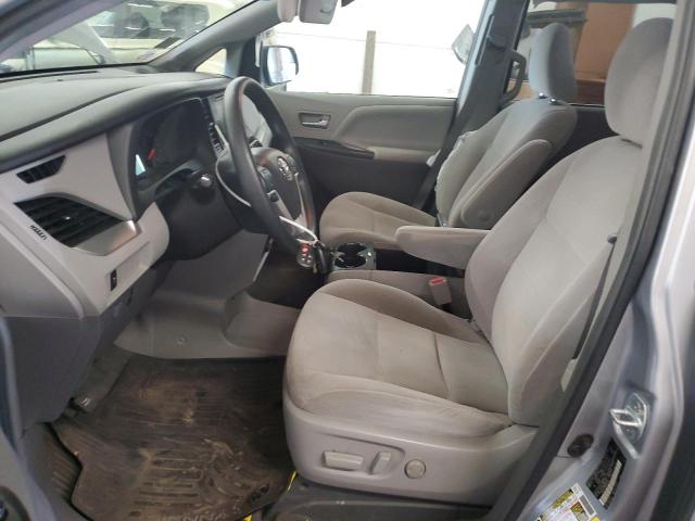 Photo 7 from auction – 2017 TOYOTA SIENNA LE with VIN 5TDKZ3DC6HS818345