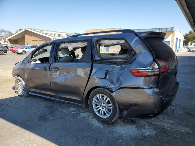 Photo 2 from auction – 2016 TOYOTA SIENNA XLE with VIN 5TDYK3DC3GS720712