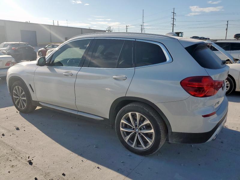 Photo 2 from auction – 2019 BMW X3 SDRIVE3 with VIN 5UXTR7C5XKLF33625