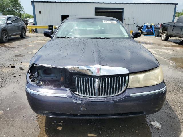 Photo 5 from auction – 2000 LINCOLN TOWN CAR E with VIN 1LNHM81W2YY918401
