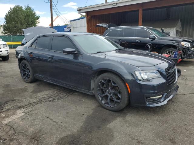 Photo 4 from auction – 2019 CHRYSLER 300 S with VIN 2C3CCABG2KH679339