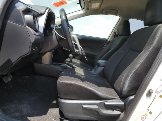 Photo 7 from auction – 2018 TOYOTA RAV4 LE with VIN JTMZFREVXJJ209529