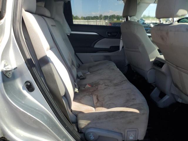 Photo 11 from auction – 2019 TOYOTA HIGHLANDER with VIN 5TDZARFH3KS059548