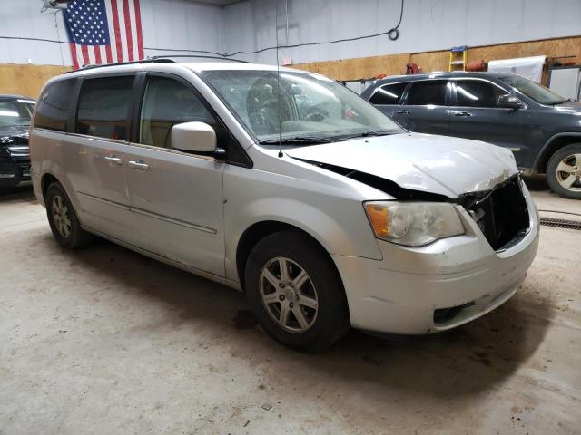 Photo 4 from auction – 2010 CHRYSLER TOWN & COU with VIN 2A4RR5D16AR109996