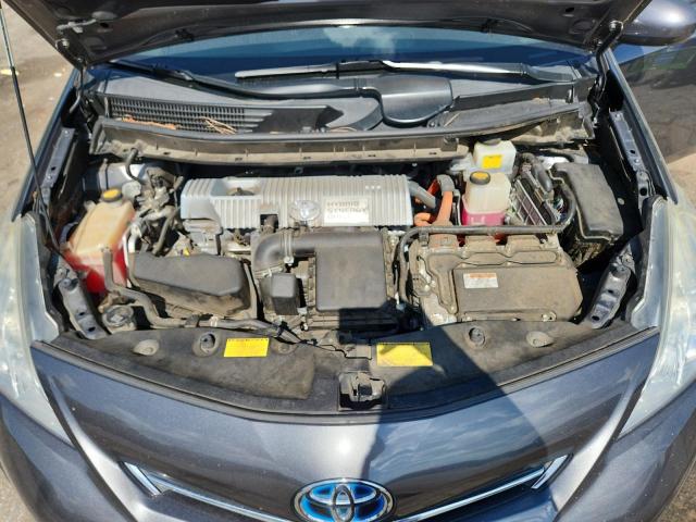 Photo 12 from auction – 2014 TOYOTA PRIUS V with VIN JTDZN3EU3E3332848