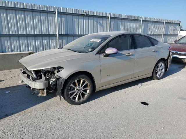 FORD FUSION SE 2019 with VIN 3FA6P0LU6KR172658 - Photo from auction
