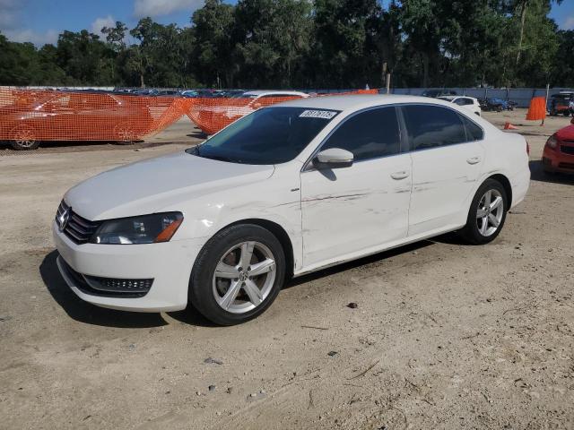 VOLKSWAGEN PASSAT S 2014 with VIN 1VWAT7A37EC055741 - Photo from auction