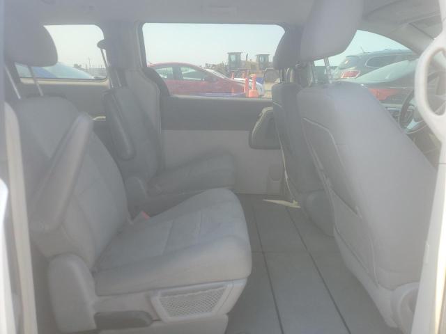 Photo 11 from auction – 2010 CHRYSLER TOWN & COU with VIN 2A4RR5D15AR183166