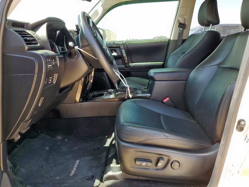 Photo 7 from auction – 2019 TOYOTA 4RUNNER SR with VIN JTEZU5JR1K5207147