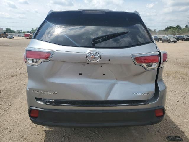 Photo 6 from auction – 2016 TOYOTA HIGHLANDER with VIN 5TDJKRFHXGS227168