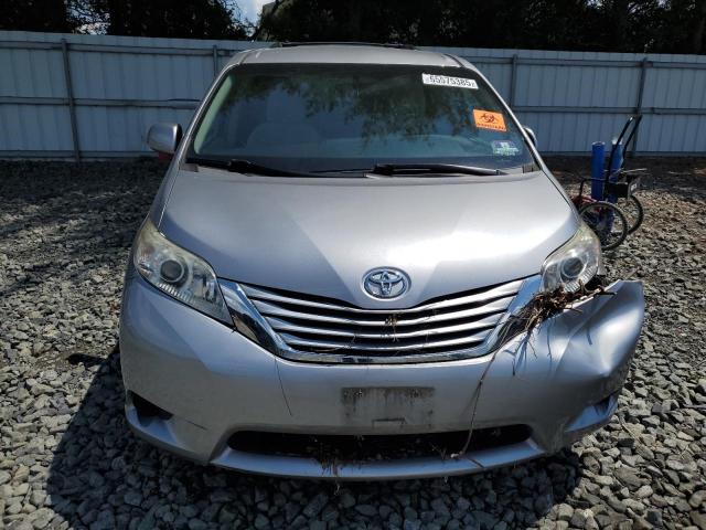 Photo 5 from auction – 2017 TOYOTA SIENNA LE with VIN 5TDJZ3DC6HS154902