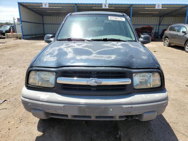 Photo 5 from auction – 2000 CHEVROLET TRACKER with VIN 2CNBJ13C2Y6911110
