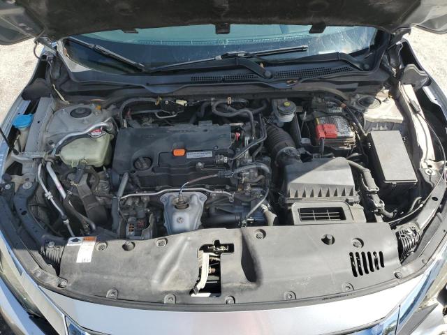 Photo 11 from auction – 2017 HONDA CIVIC LX with VIN 2HGFC2F56HH500107