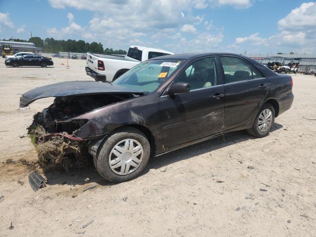 TOYOTA CAMRY LE 2002 with VIN 4T1BE32K22U542640 - Photo from auction