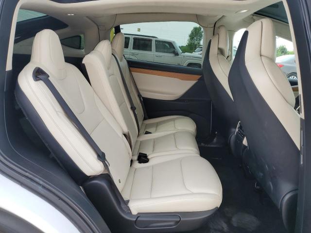 Photo 11 from auction – 2019 TESLA MODEL X with VIN 5YJXCDE25KF181219