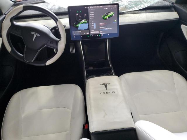 Photo 8 from auction – 2019 TESLA MODEL 3 with VIN 5YJ3E1EB0KF440755