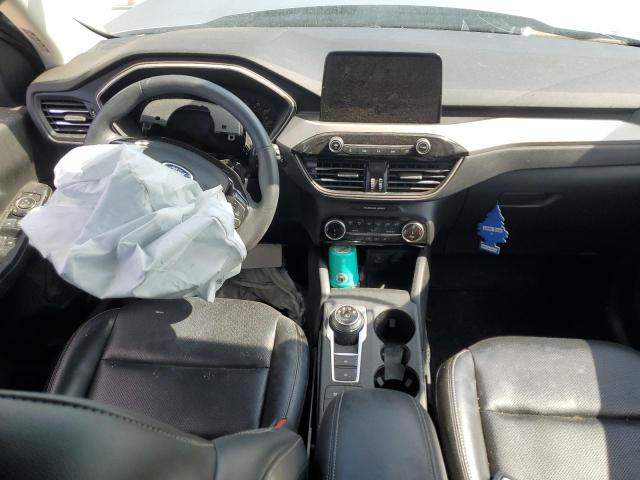Photo 8 from auction – 2022 FORD ESCAPE SEL with VIN 1FMCU0H68NUB29500