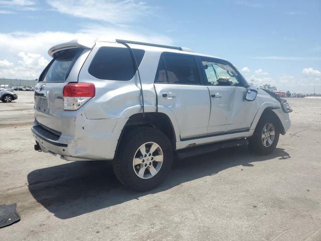 Photo 3 from auction – 2011 TOYOTA 4RUNNER SR with VIN JTEZU5JR5B5028996