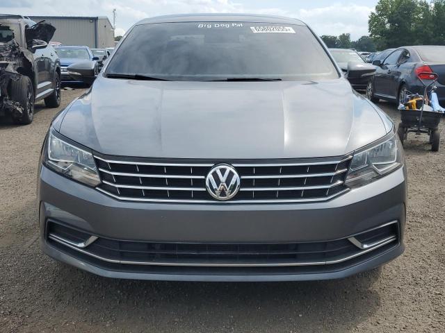 Photo 5 from auction – 2016 VOLKSWAGEN PASSAT S with VIN 1VWAT7A37GC047609