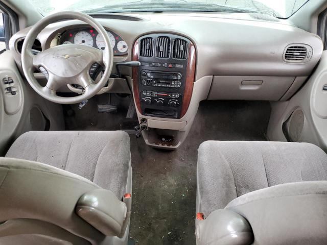 Photo 8 from auction – 2001 CHRYSLER TOWN & COU with VIN 2C4GP44GX1R146549