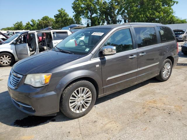 Photo 1 from auction – 2014 CHRYSLER TOWN & COU with VIN 2C4RC1CG6ER329778