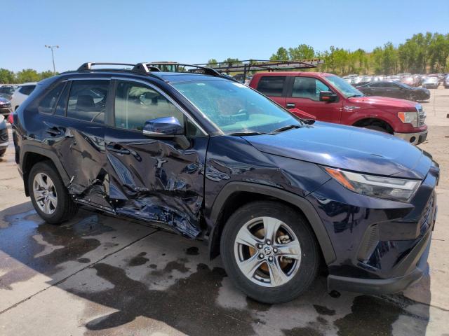 Photo 4 from auction – 2022 TOYOTA RAV4 XLE with VIN JTMRWRFV3ND140671