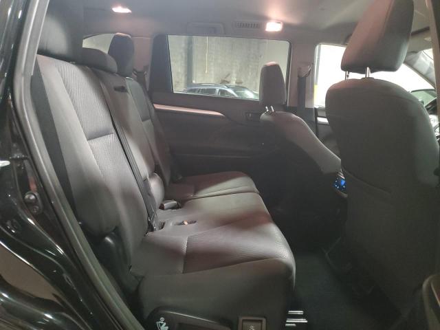 Photo 11 from auction – 2017 TOYOTA HIGHLANDER with VIN 5TDBZRFH8HS384974