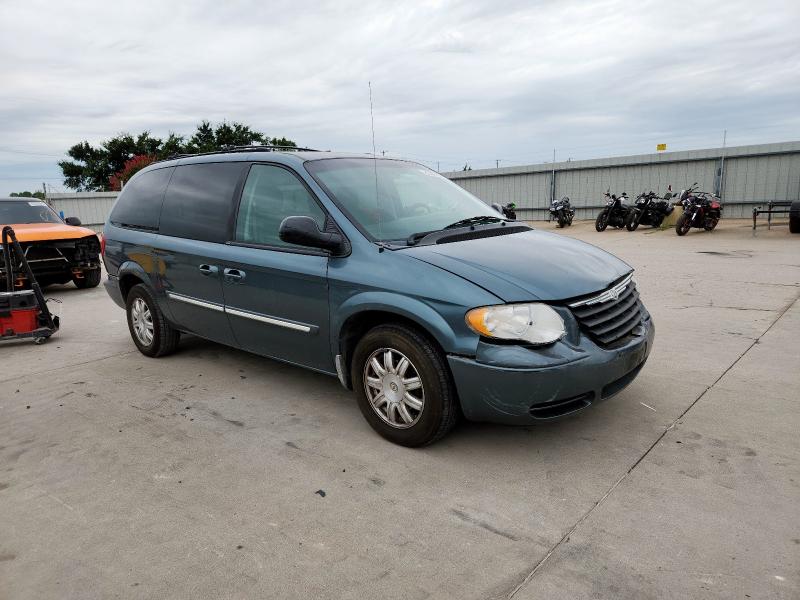 Photo 4 from auction – 2005 CHRYSLER TOWN & COU with VIN 2C4GP54LX5R392977
