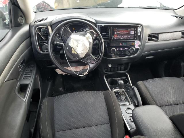 Photo 8 from auction – 2018 MITSUBISHI OUTLANDER with VIN JA4AD3A38JZ007451