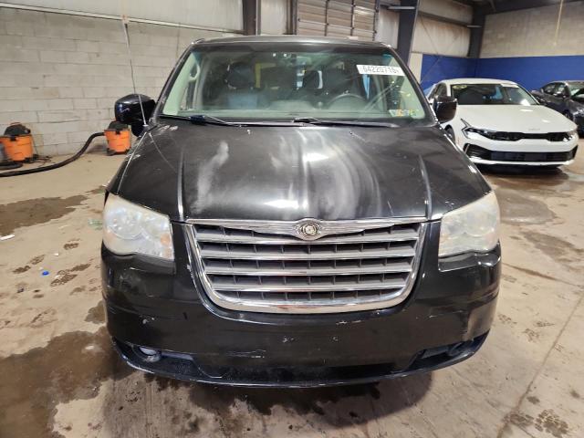 Photo 5 from auction – 2014 CHRYSLER TOWN & COU with VIN 2C4RC1BG9ER448670