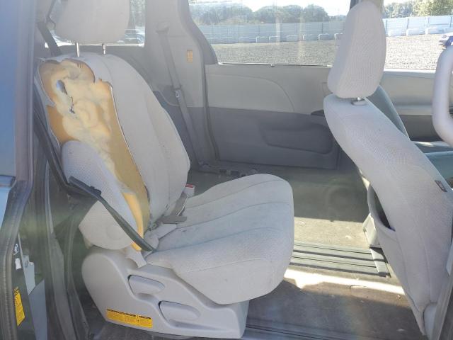 Photo 11 from auction – 2014 TOYOTA SIENNA LE with VIN 5TDKK3DC8ES463629