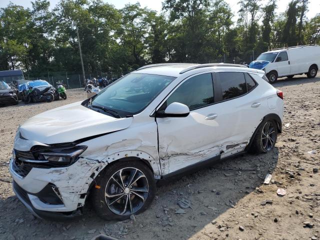 BUICK ENCORE GX 2022 con VIN KL4MMDSL7NB035693 - Foto de la subasta