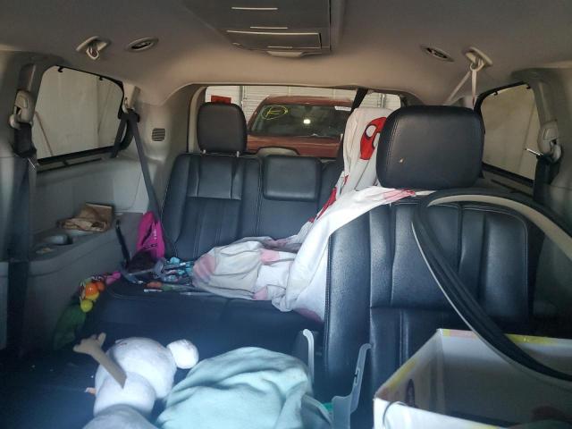 Photo 10 from auction – 2016 CHRYSLER TOWN & COU with VIN 2C4RC1CG8GR306215