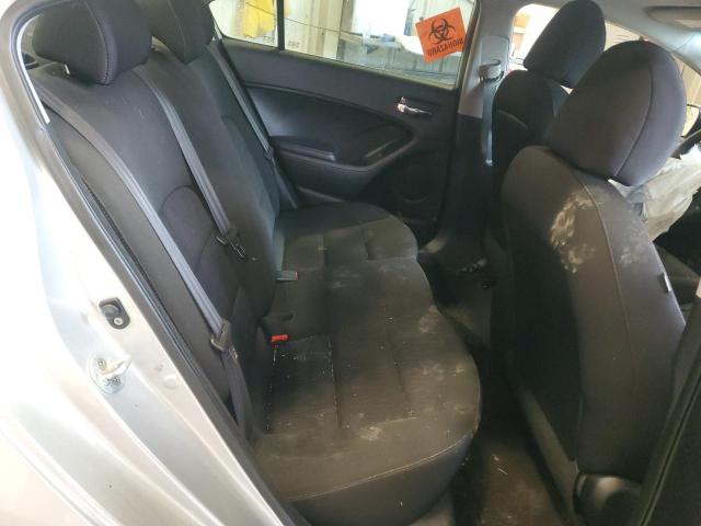 Photo 10 from auction – 2016 KIA FORTE LX with VIN KNAFK4A65G5564459
