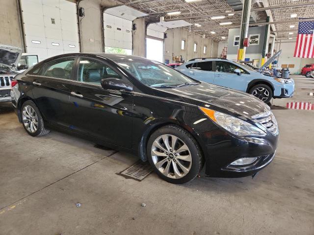 Photo 4 from auction – 2013 HYUNDAI SONATA SE with VIN 5NPEC4AC1DH782136